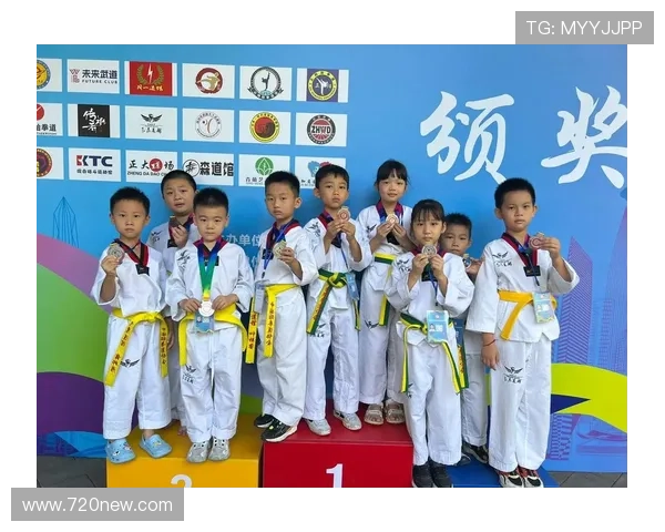 跆拳道比赛中的战术运用与技术分析：提升实战应对能力的关键策略探讨